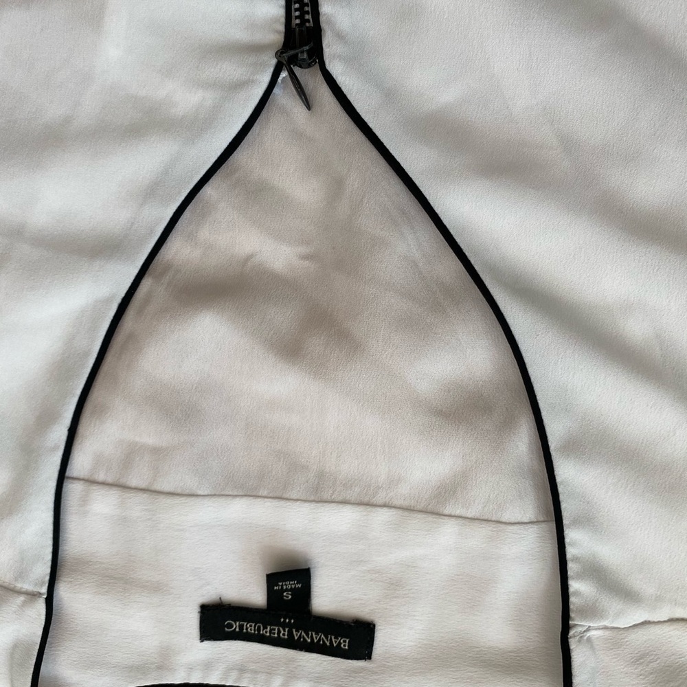 Banana Republic zip down top